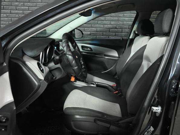 Chevrolet Cruze I с пробегом 2012 года, цена 600 000 рублей, 130311 км, хэтчбек, Автокод Объявления