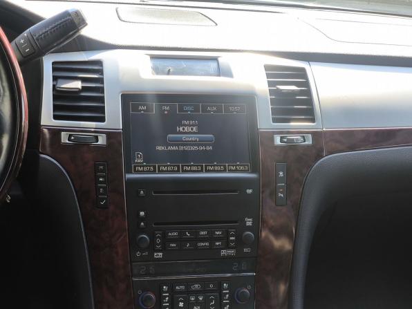 Cadillac Escalade III с пробегом 2010 года, цена 1 800 000 рублей, 168500 км, внедорожник, Автокод Объявления