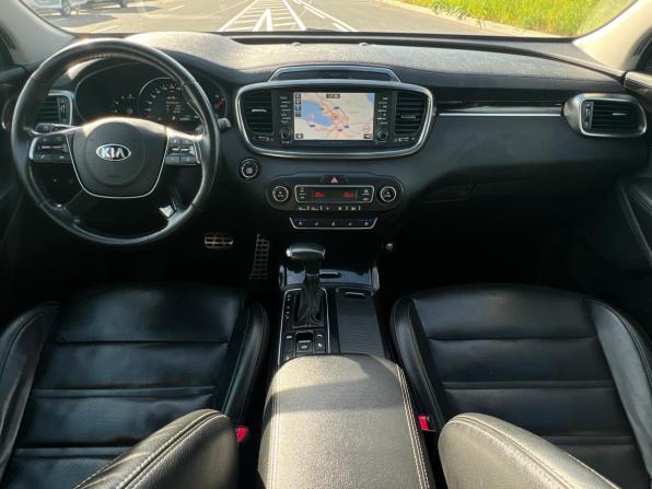 Kia Sorento III Prime Рестайлинг с пробегом 2018 года, цена 2 449 000 рублей, 253000 км, внедорожник, Автокод Объявления