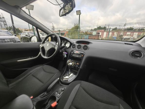 Peugeot 408 I с пробегом 2013 года, цена 559 000 рублей, 128000 км, седан, Автокод Объявления