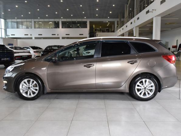 Kia Ceed II Рестайлинг с пробегом 2017 года, цена 840 000 рублей, 87439 км, универсал, Автокод Объявления