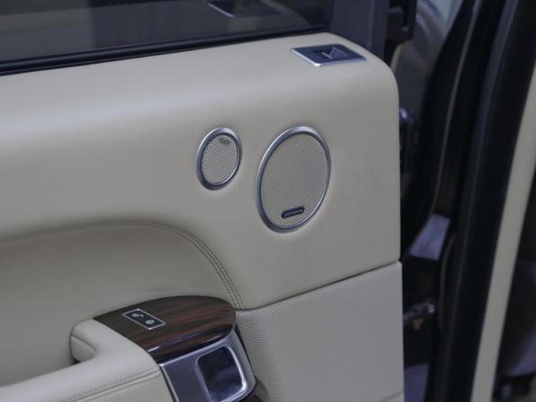 Land Rover Range Rover IV с пробегом 2014 года, цена 3 099 000 рублей, 221000 км, внедорожник, Автокод Объявления