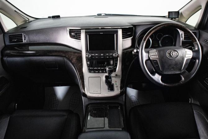 Toyota Vellfire I с пробегом 2012 года, цена 2 689 000 рублей, 263113 км, минивэн, Автокод Объявления
