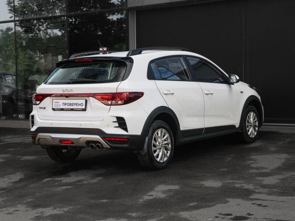 Kia Rio IV Рестайлинг с пробегом 2021 года, цена 1 850 000 рублей, 69618 км, хэтчбек, Автокод Объявления