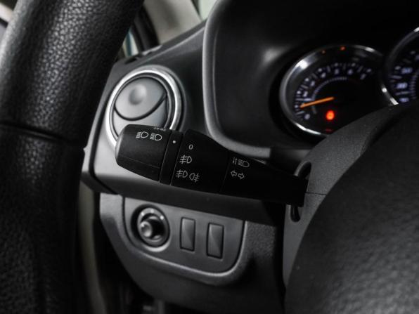 Renault Sandero II Рестайлинг с пробегом 2019 года, цена 999 000 рублей, 118641 км, хэтчбек, Автокод Объявления