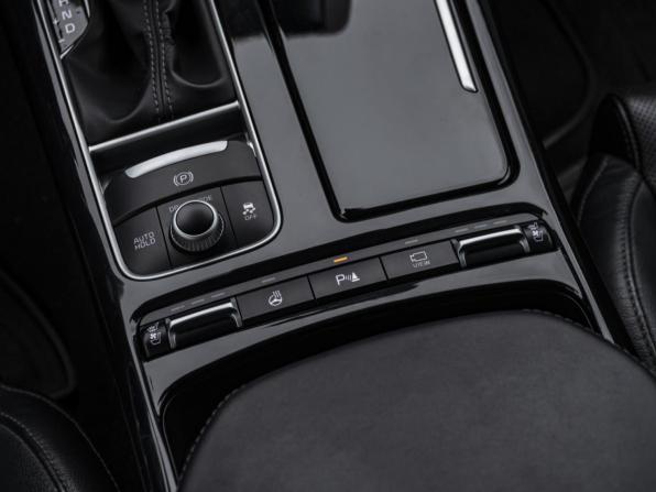 Kia Stinger I с пробегом 2018 года, цена 2 498 000 рублей, 145835 км, лифтбек, Автокод Объявления