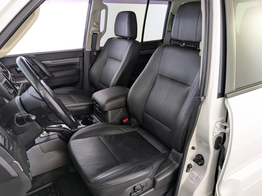 Mitsubishi Pajero IV Рестайлинг 2 Москва  - изображение 21