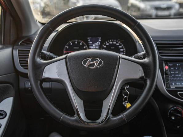 Hyundai Solaris I с пробегом 2011 года, цена 381 000 рублей, 262290 км, хэтчбек, Автокод Объявления