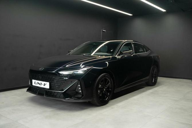 Новый Changan UNI-V I 2025 года, цена 3 525 520 рублей, лифтбек, Автокод Объявления