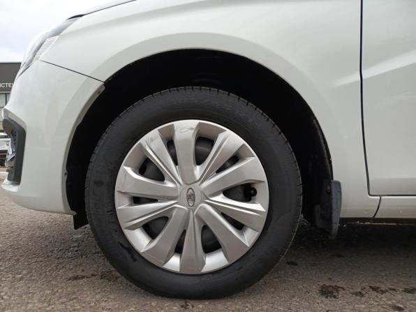 Lada (ВАЗ) Vesta I Рестайлинг (NG) с пробегом 2023 года, цена 1 150 000 рублей, 59256 км, седан, Автокод Объявления