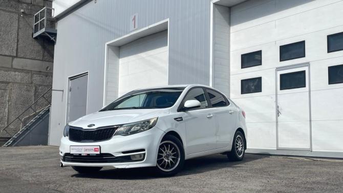 Kia Rio III Рестайлинг с пробегом 2016 года, цена 937 400 рублей, 172259 км, седан, Автокод Объявления