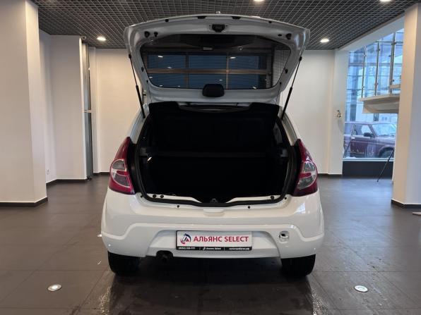 Renault Sandero I с пробегом 2013 года, цена 500 000 рублей, 236812 км, хэтчбек, Автокод Объявления