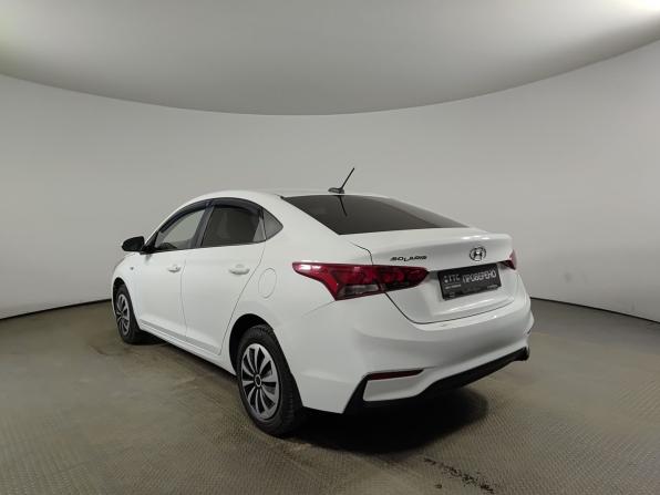 Hyundai Solaris II с пробегом 2017 года, цена 935 000 рублей, 150000 км, седан, Автокод Объявления
