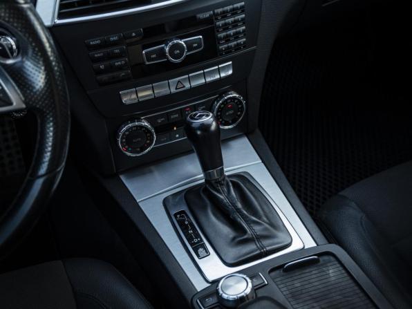 Mercedes-Benz C-Класс III (W204) Рестайлинг с пробегом 2012 года, цена 1 217 700 рублей, 212000 км, купе, Автокод Объявления
