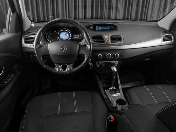 Renault Megane III Рестайлинг 2 с пробегом 2014 года, цена 999 000 рублей, 142185 км, хэтчбек, Автокод Объявления