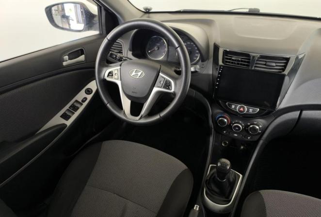 Hyundai Solaris I с пробегом 2012 года, цена 740 000 рублей, 166484 км, хэтчбек, Автокод Объявления