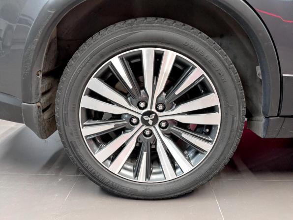 Mitsubishi Outlander III Рестайлинг 3 с пробегом 2019 года, цена 1 775 000 рублей, 150952 км, внедорожник, Автокод Объявления