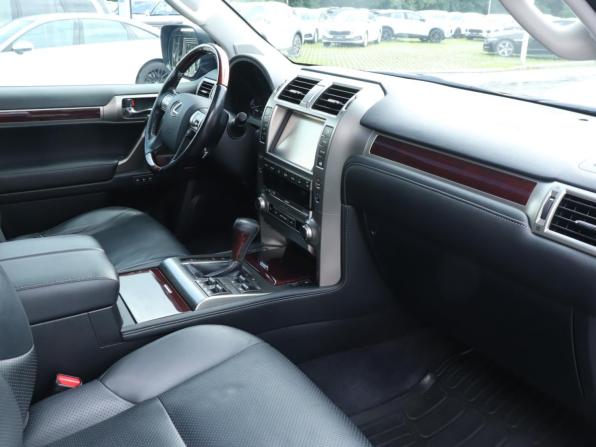 Lexus GX II Рестайлинг с пробегом 2016 года, цена 4 700 000 рублей, 149431 км, внедорожник, Автокод Объявления