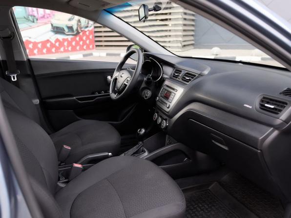 Kia Rio III Рестайлинг с пробегом 2015 года, цена 1 050 000 рублей, 137522 км, седан, Автокод Объявления