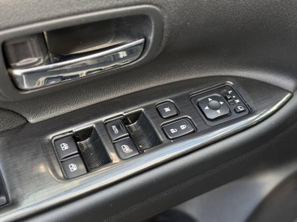 Mitsubishi Outlander III Рестайлинг 2 с пробегом 2015 года, цена 1 575 000 рублей, 159000 км, внедорожник, Автокод Объявления