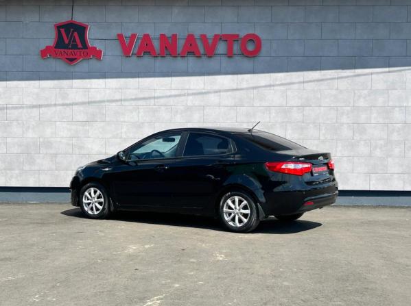 Kia Rio III с пробегом 2014 года, цена 975 000 рублей, 160553 км, седан, Автокод Объявления
