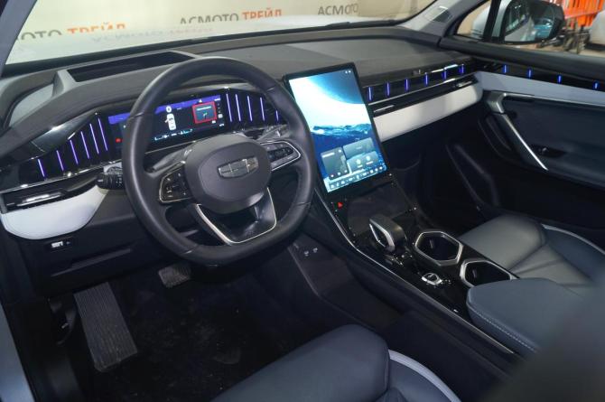 Geely Atlas II с пробегом 2024 года, цена 3 030 000 рублей, 3631 км, внедорожник, Автокод Объявления