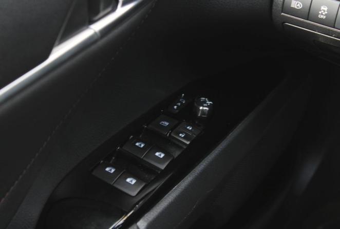 Toyota Camry VIII (XV70) с пробегом 2019 года, цена 2 970 000 рублей, 134746 км, седан, Автокод Объявления
