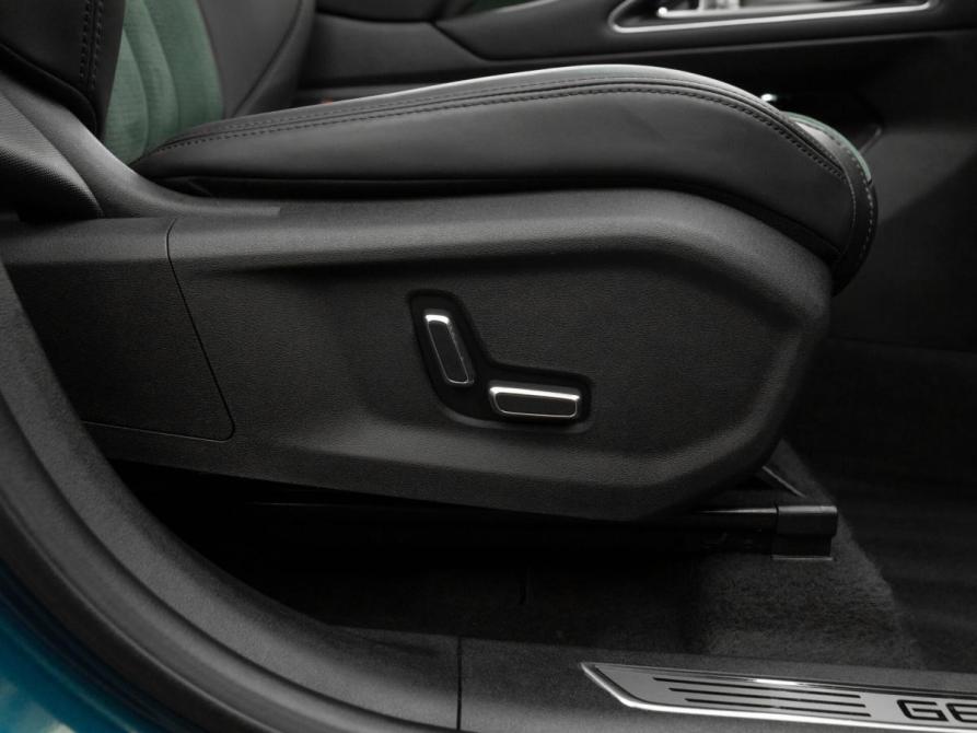Geely Monjaro I Москва  - изображение 20