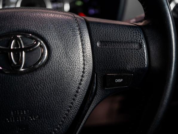 Toyota Corolla XI (E160 E170) Рестайлинг 2 с пробегом 2019 года, цена 1 700 000 рублей, 68928 км, универсал, Автокод Объявления