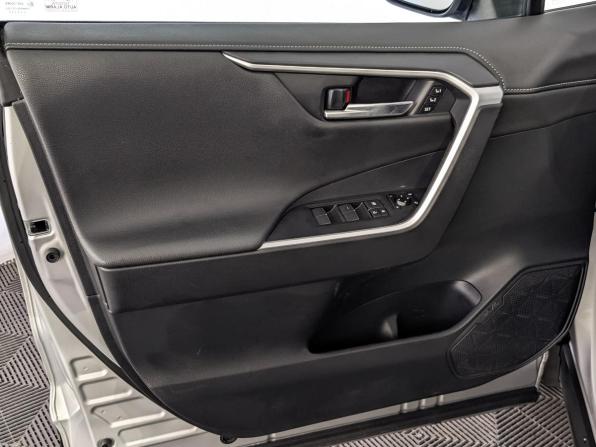 Toyota RAV4 V (XA50) с пробегом 2022 года, цена 3 500 000 рублей, 70149 км, внедорожник, Автокод Объявления