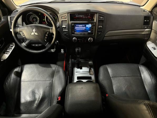 Mitsubishi Pajero IV Рестайлинг 1 с пробегом 2014 года, цена 2 075 000 рублей, 267613 км, внедорожник, Автокод Объявления