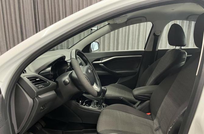 Lada (ВАЗ) Vesta I с пробегом 2018 года, цена 860 000 рублей, 69300 км, седан, Автокод Объявления