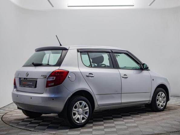 Skoda Fabia II Рестайлинг с пробегом 2011 года, цена 780 000 рублей, 82012 км, хэтчбек, Автокод Объявления