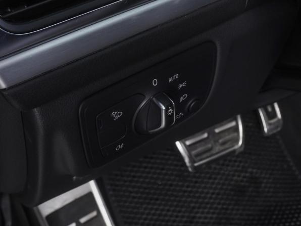 Audi A6 IV (C7) Рестайлинг с пробегом 2018 года, цена 3 500 000 рублей, 119745 км, седан, Автокод Объявления