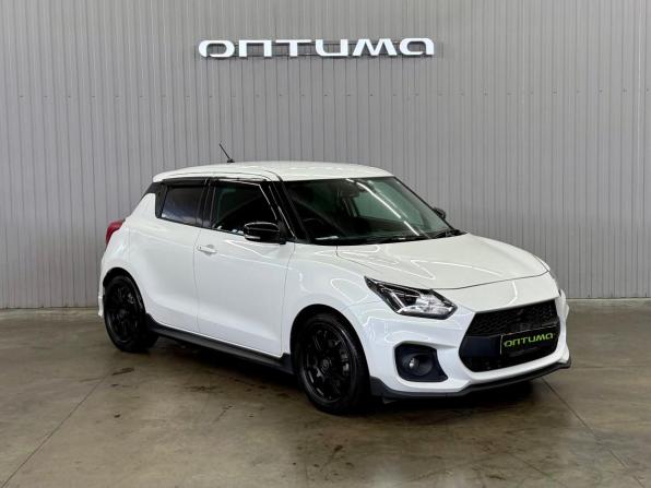 Suzuki Swift V с пробегом 2022 года, цена 1 437 000 рублей, 61424 км, хэтчбек, Автокод Объявления
