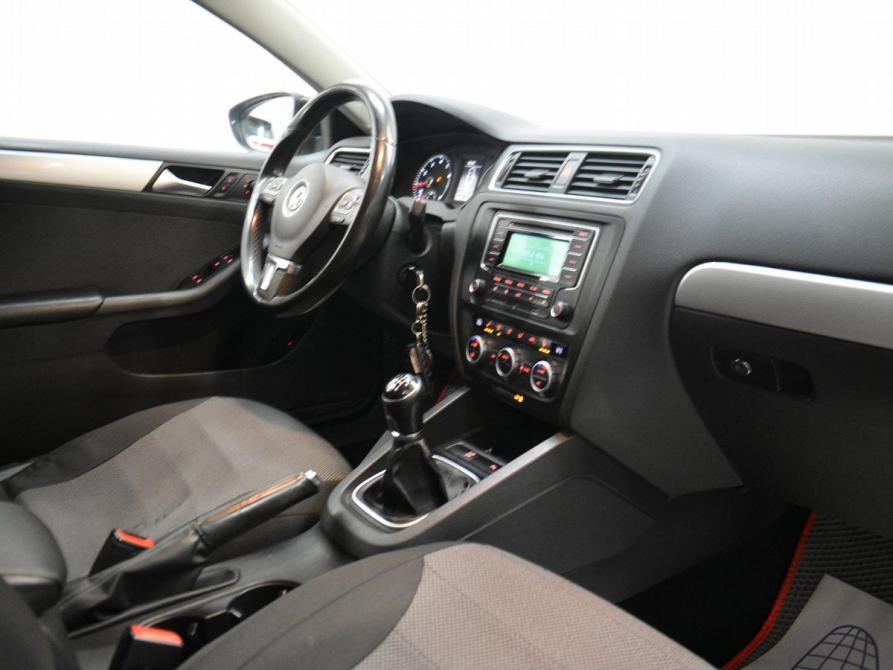 Volkswagen Jetta VI Мурманск  - изображение 14