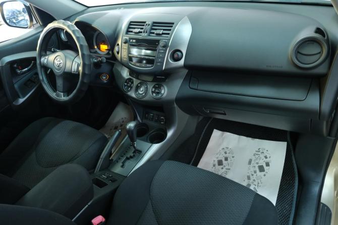 Toyota RAV4 III (XA30) с пробегом 2009 года, цена 1 359 000 рублей, 233000 км, внедорожник, Автокод Объявления