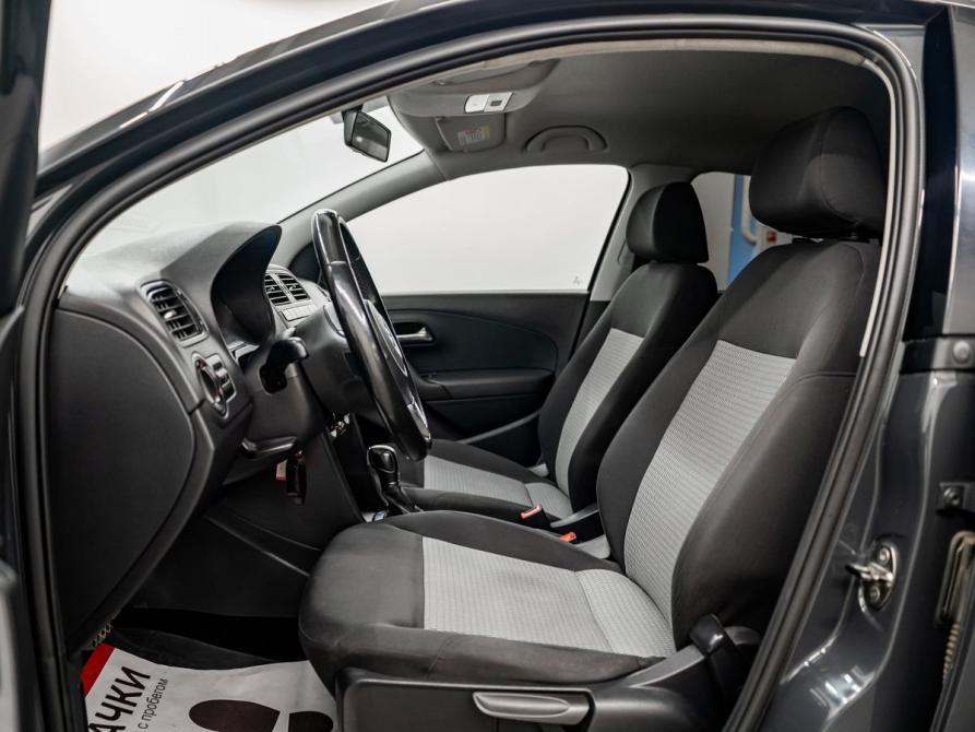 Volkswagen Polo V Красноярск  - изображение 6