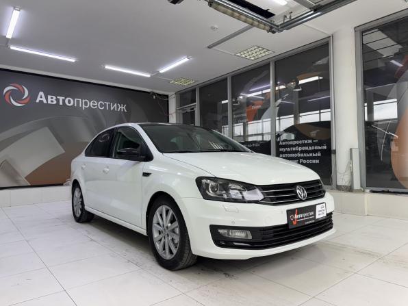 Volkswagen Polo V Рестайлинг с пробегом 2017 года, цена 1 280 000 рублей, 150000 км, седан, Автокод Объявления