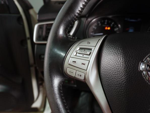 Nissan Qashqai II с пробегом 2015 года, цена 1 699 000 рублей, 172842 км, внедорожник, Автокод Объявления