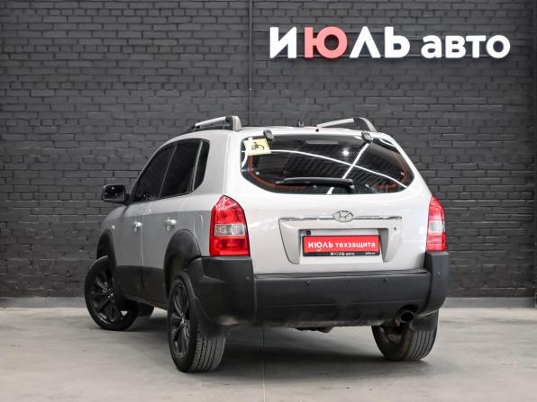 Hyundai Tucson I с пробегом 2005 года, цена 800 000 рублей, 292774 км, внедорожник, Автокод Объявления