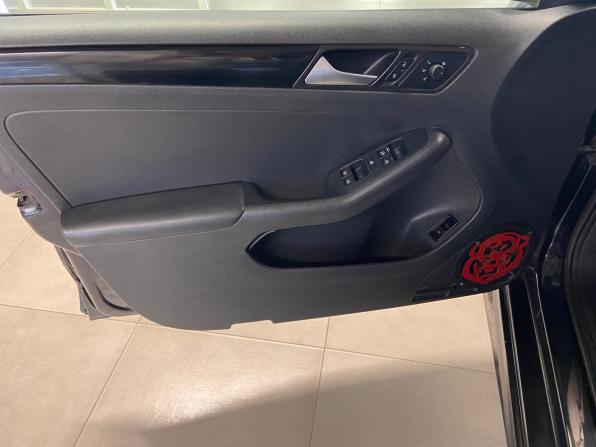 Volkswagen Jetta VI с пробегом 2012 года, цена 723 441 рубль, 355647 км, седан, Автокод Объявления