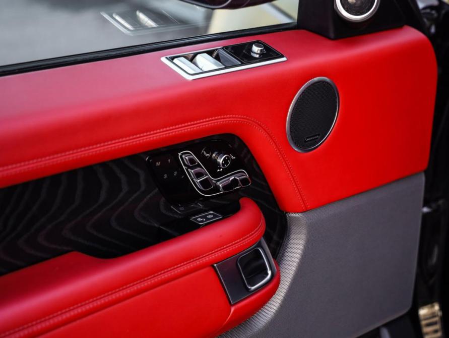 Land Rover Range Rover IV Рестайлинг Санкт-Петербург  - изображение 24