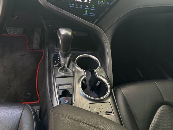 Toyota Camry VIII (XV70) Рестайлинг с пробегом 2021 года, цена 2 900 000 рублей, 122800 км, седан, Автокод Объявления