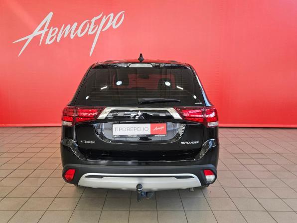 Mitsubishi Outlander III Рестайлинг 3 с пробегом 2019 года, цена 2 235 000 рублей, 93605 км, внедорожник, Автокод Объявления