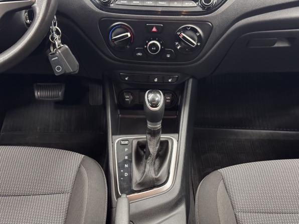 Hyundai Solaris II Рестайлинг с пробегом 2022 года, цена 1 698 000 рублей, 32178 км, седан, Автокод Объявления
