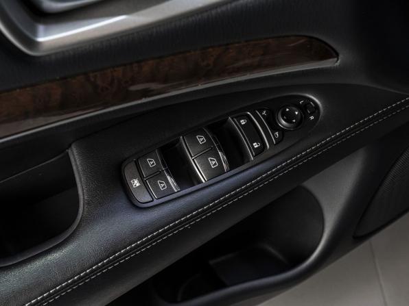 Infiniti QX60 I Рестайлинг с пробегом 2018 года, цена 2 500 000 рублей, 172974 км, внедорожник, Автокод Объявления