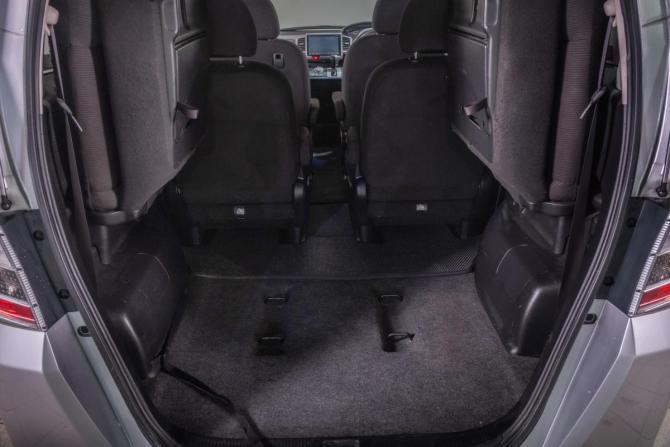 Honda Freed I Рестайлинг с пробегом 2012 года, цена 1 099 000 рублей, 194500 км, компактвэн, Автокод Объявления