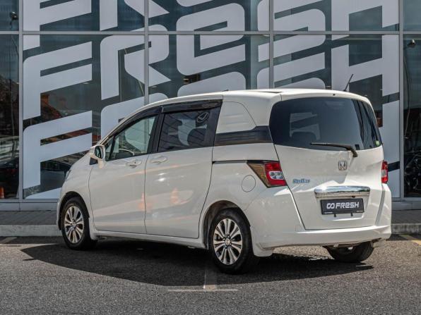 Honda Freed I Рестайлинг с пробегом 2012 года, цена 1 251 000 рублей, 180702 км, компактвэн, Автокод Объявления
