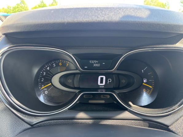Renault Kaptur I с пробегом 2016 года, цена 1 560 000 рублей, 93294 км, внедорожник, Автокод Объявления